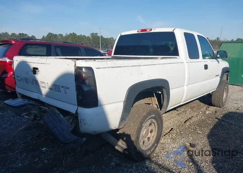 2002 Chevrolet Silverado 2500Hd from USA, damaged, VIN 1GCHC29U32E129979